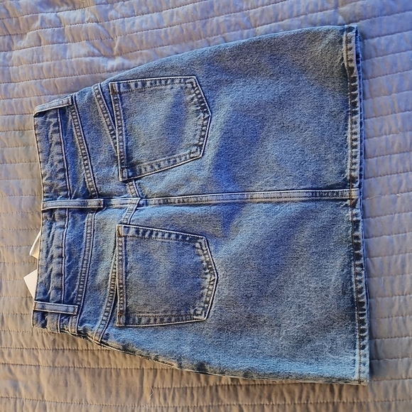 Beautiful Sandro Denim skirt - Picture 6 of 9